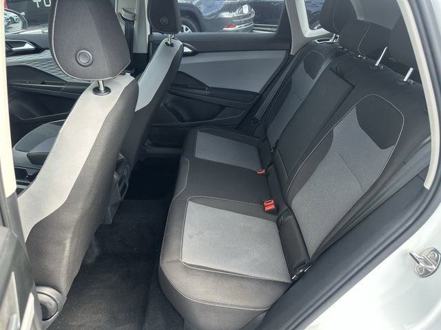 Certified 2022 Volkswagen Taos S FWD image 19