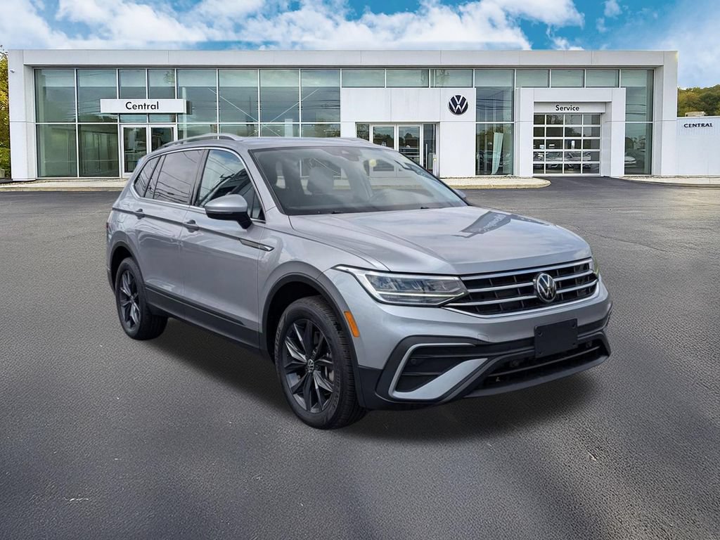 Certified 2023 Volkswagen Tiguan SE