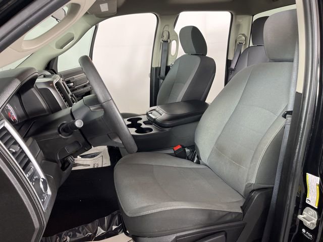 Used 2024 RAM 1500 Classic SLT image 18