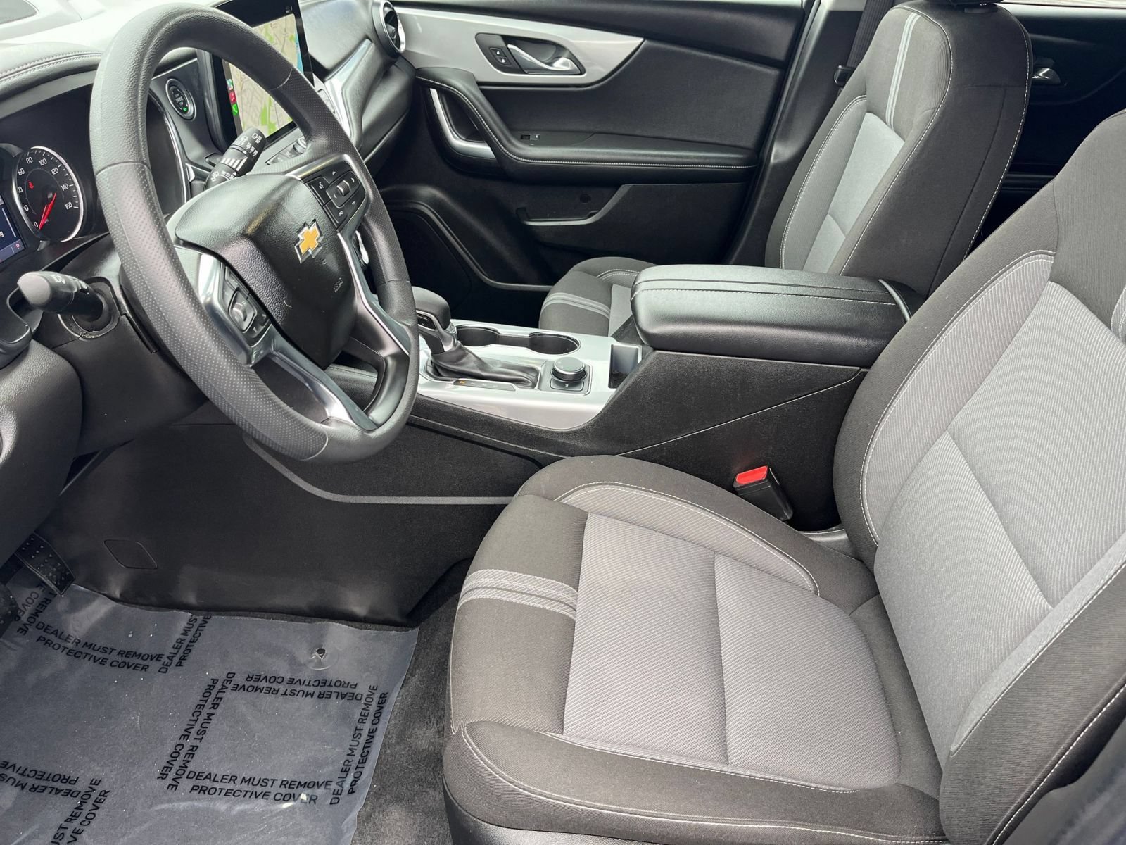 Used 2025 Chevrolet Blazer LT FWD image 30