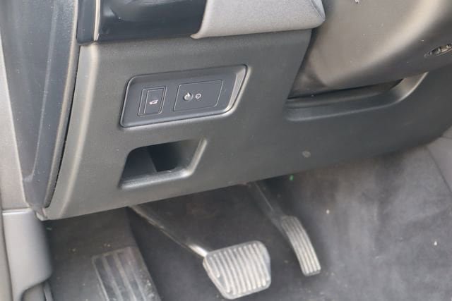 Used 2019 Land Rover Discovery HSE AWD/4WD image 27