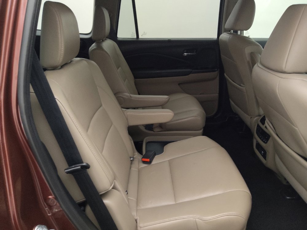 Used 2019 Honda Pilot Elite image 19