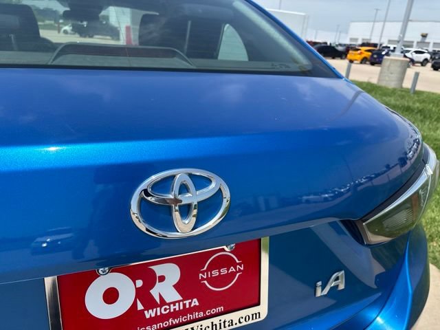 Used 2017 Toyota Yaris iA FWD image 11