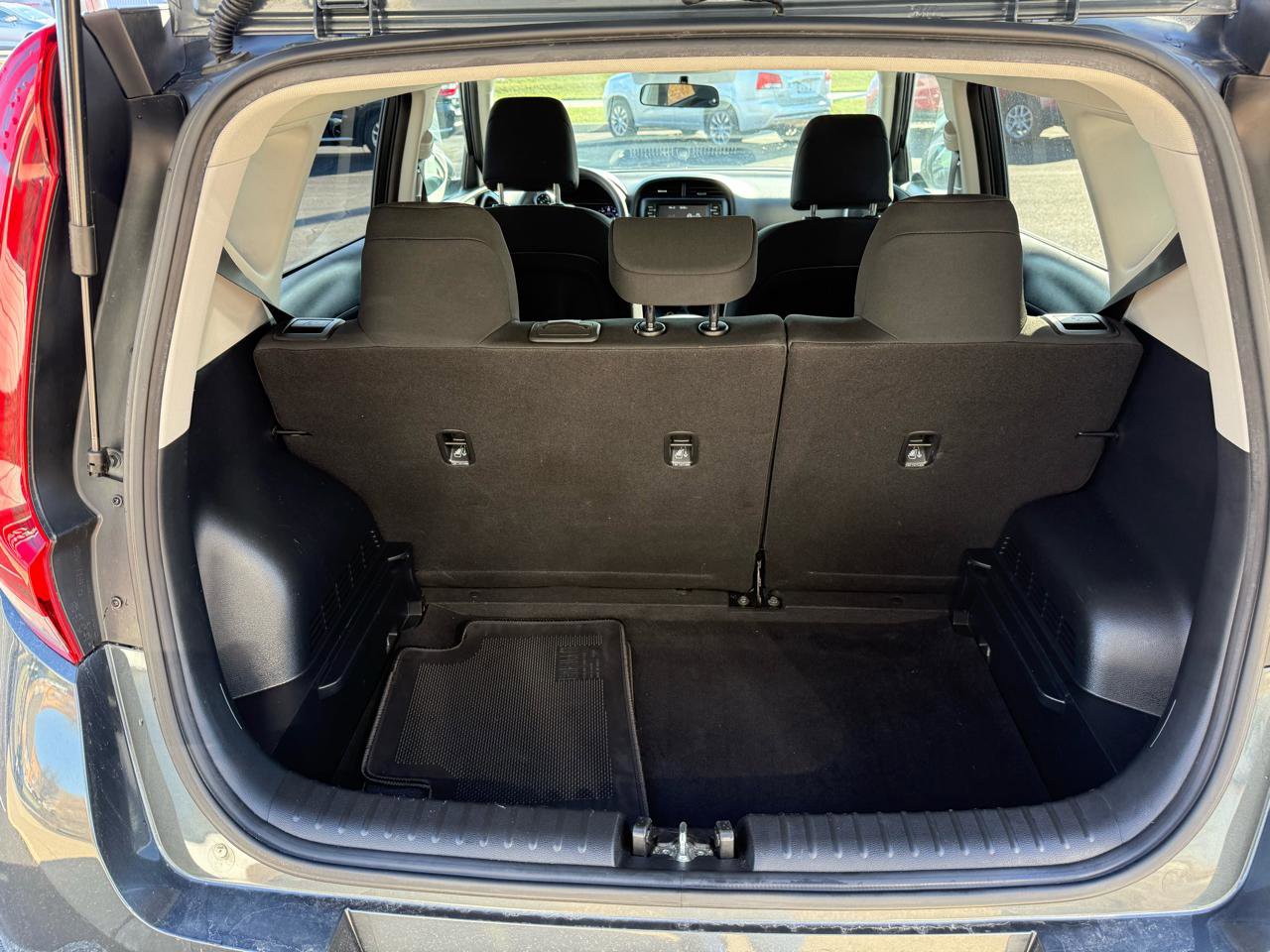 Used 2021 Kia Soul LX image 29