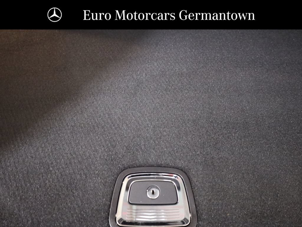 Used 2024 Mercedes-Benz GLC 300 4MATIC image 73