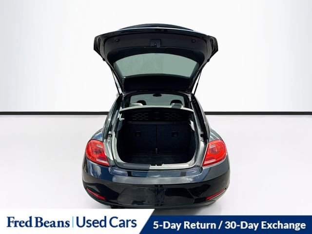Used 2012 Volkswagen Beetle 2.5 image 24