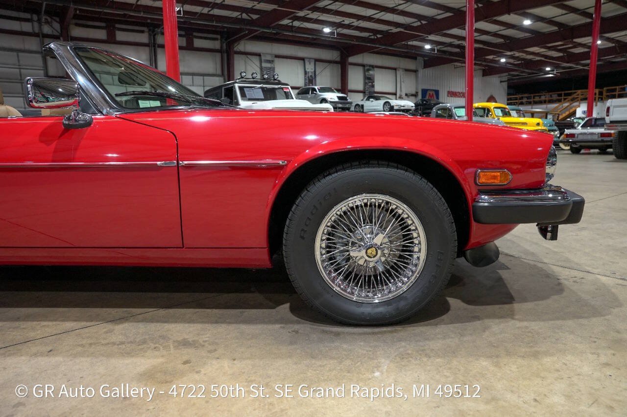 Used 1989 Jaguar XJS V12 Convertible RWD image 11