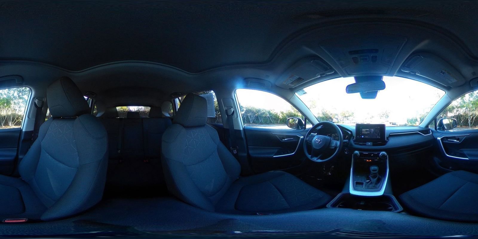 Used 2025 Toyota RAV4 XLE image 43