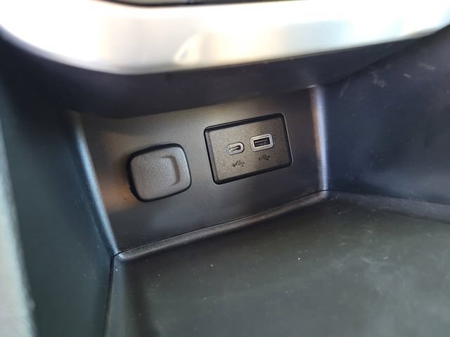 Used 2021 GMC Acadia SLE w/ LPO, Floor Liner Package FWD image 14