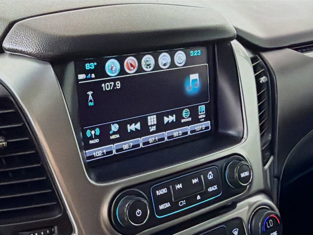 Used 2019 Chevrolet Suburban Premier w/ Premier Plus Edition AWD/4WD image 17