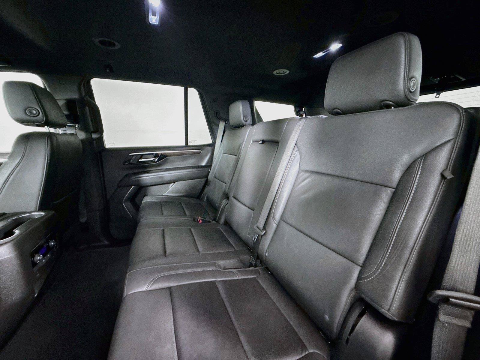 Used 2025 Chevrolet Tahoe LT RWD image 29