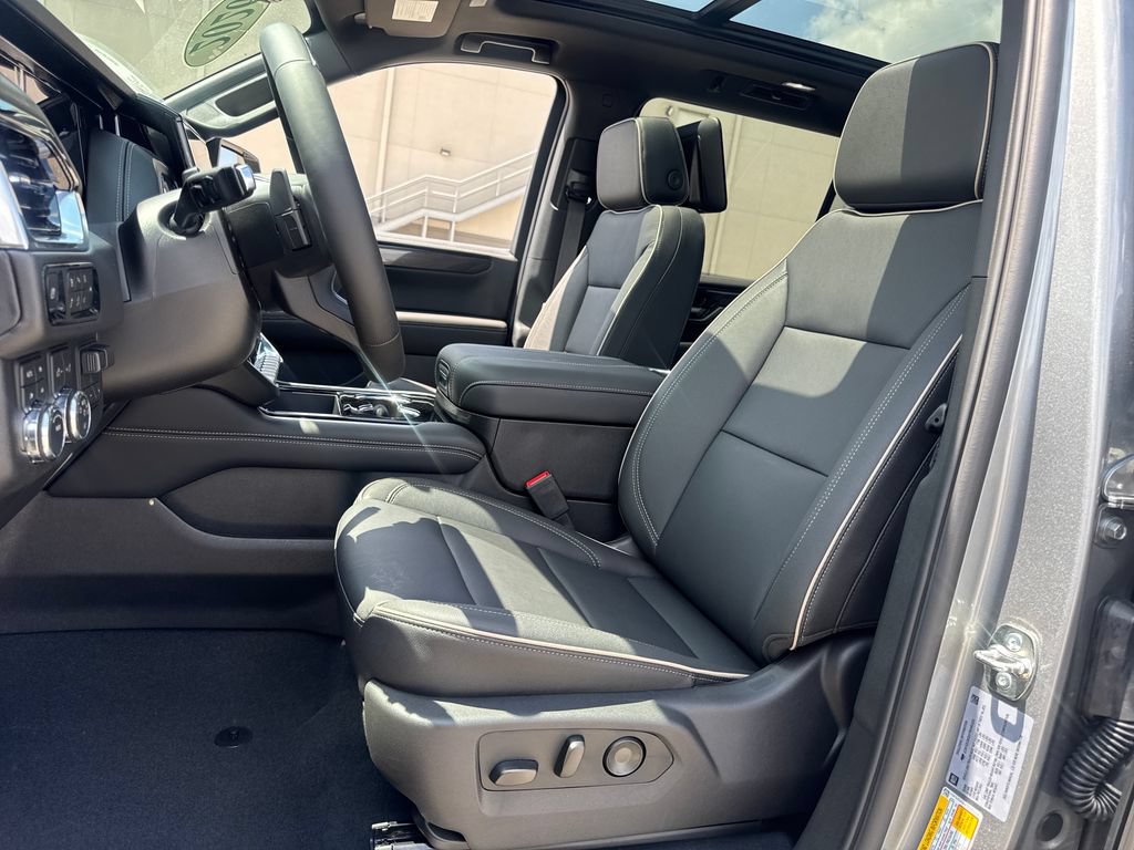 New 2026 GMC Yukon XL Elevation w/ Elevation Premium Package AWD/4WD image 15