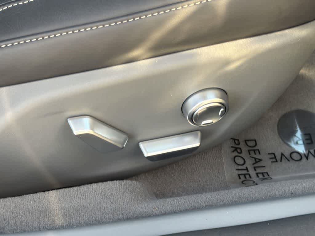 Used 2024 Lucid Air Touring image 40