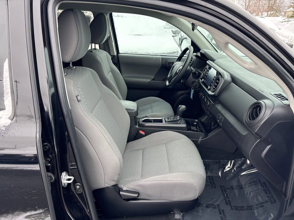 Used 2023 Toyota Tacoma SR image 9