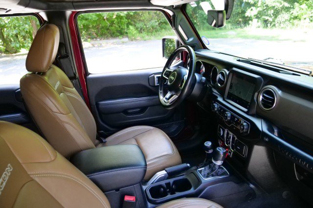 Used 2021 Jeep Wrangler Unlimited Rubicon AWD/4WD image 39