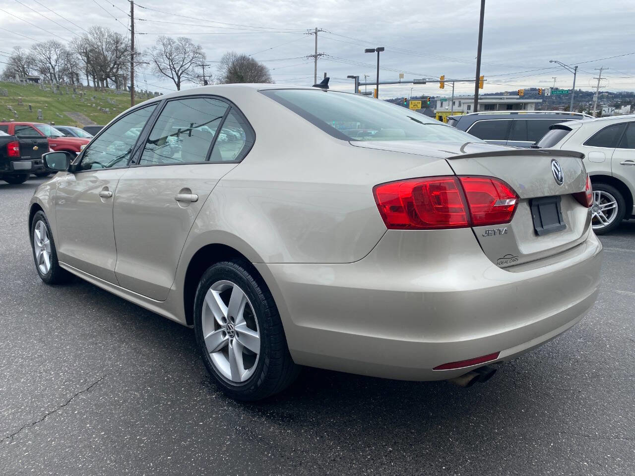 Used 2012 Volkswagen Jetta TDI image 5