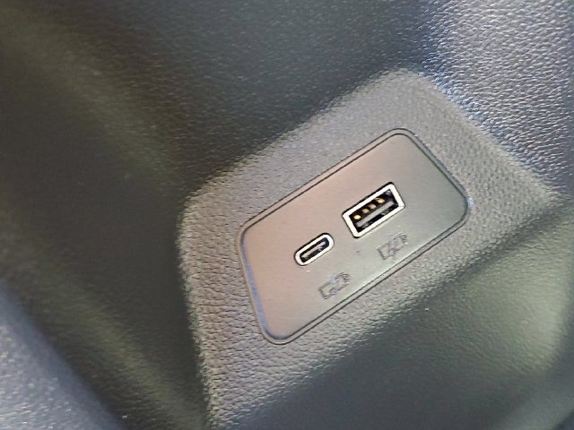 Certified 2024 Buick Envision Sport Touring AWD/4WD image 32