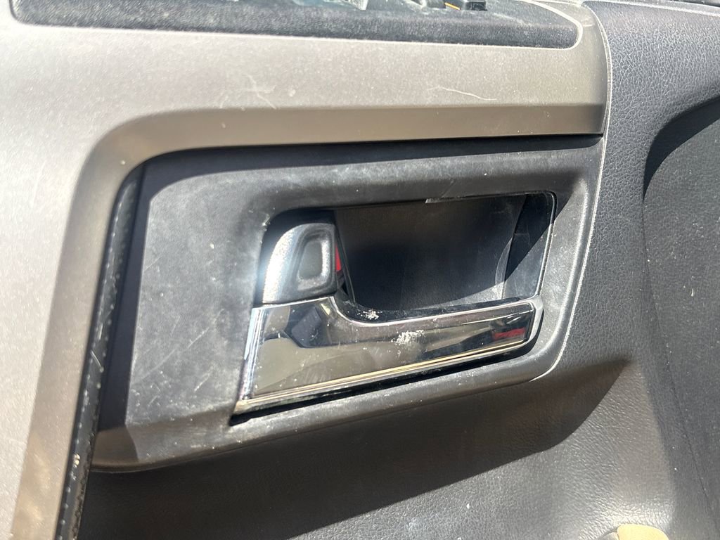 Used 2014 Toyota 4Runner SR5 Premium image 7