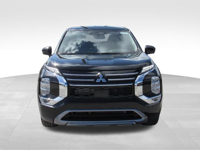 New 2026 Mitsubishi Outlander SE FWD image 9