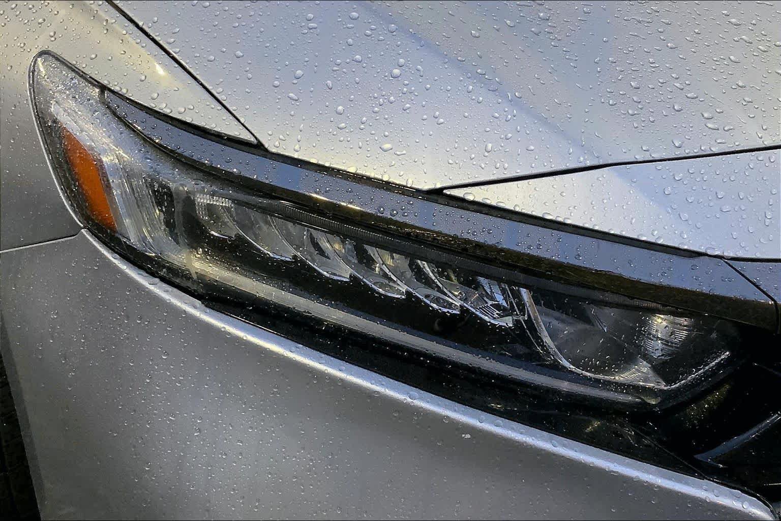 Used 2018 Honda Accord Sport image 26