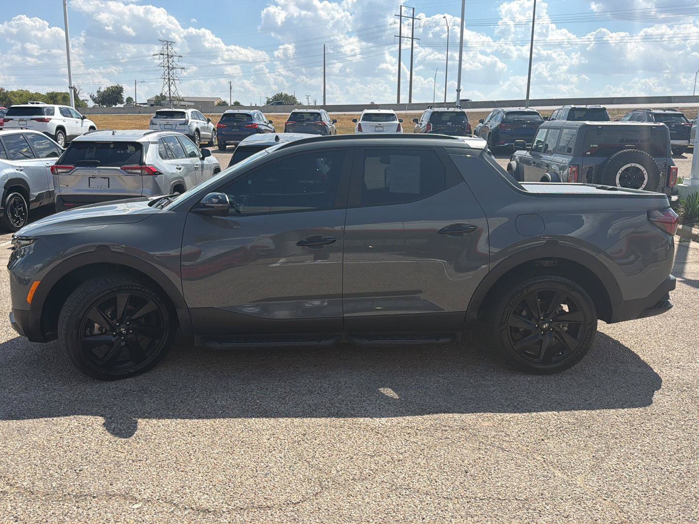 Used 2024 Hyundai Santa Cruz Night AWD/4WD image 6