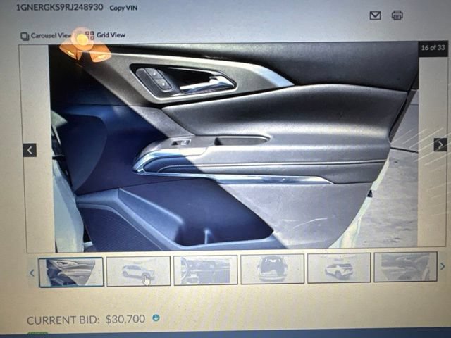 Used 2024 Chevrolet Traverse LT w/ LPO, Floor Liner Package FWD image 17