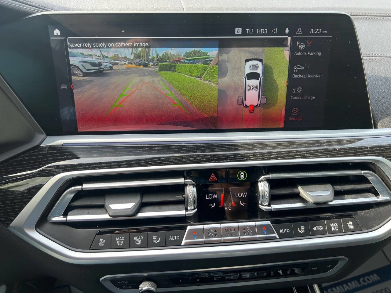 Used 2021 BMW X7 M50i w/ Dynamic Handling Package image 13