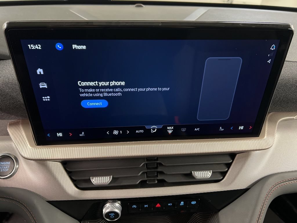 New 2026 Ford Explorer Active AWD/4WD image 11
