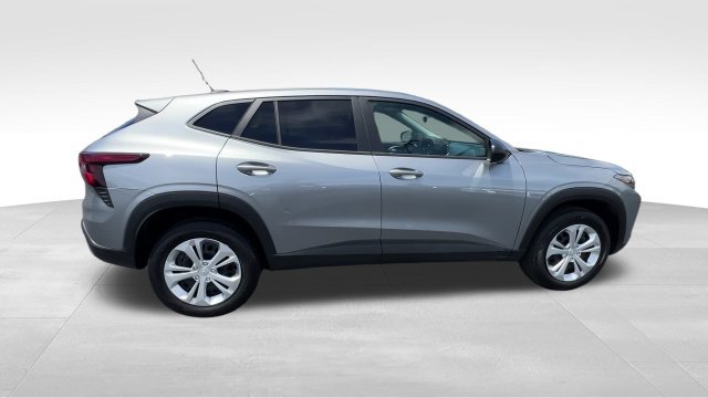 Certified 2026 Chevrolet Trax LS FWD image 10
