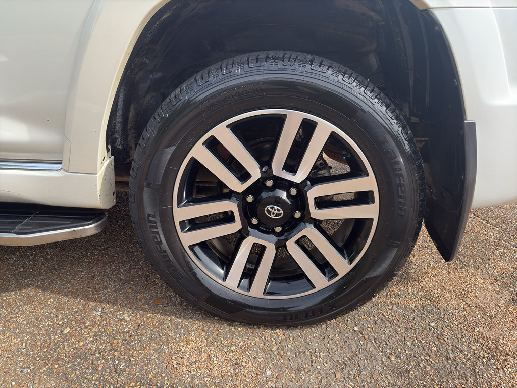 Used 2022 Toyota 4Runner Limited RWD image 31