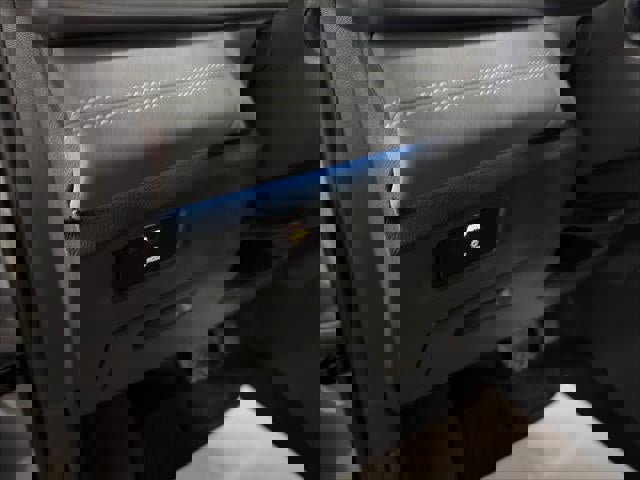 Certified 2025 Volkswagen Tiguan SE image 54