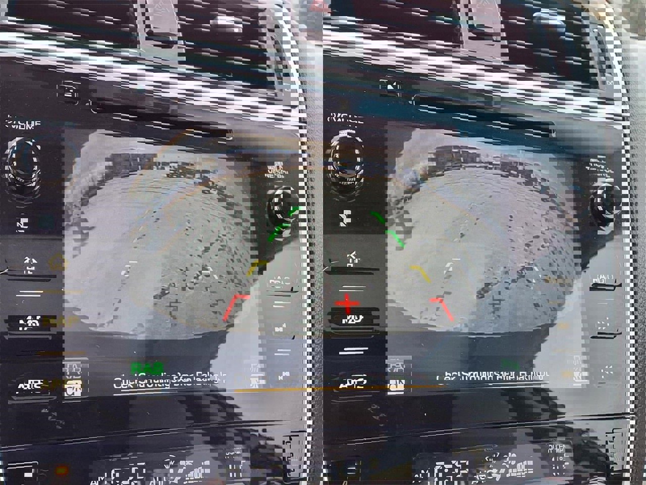 Used 2018 Subaru Outback 2.5i Limited image 21