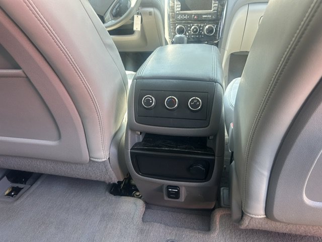 Used 2014 Buick Enclave Leather FWD image 11