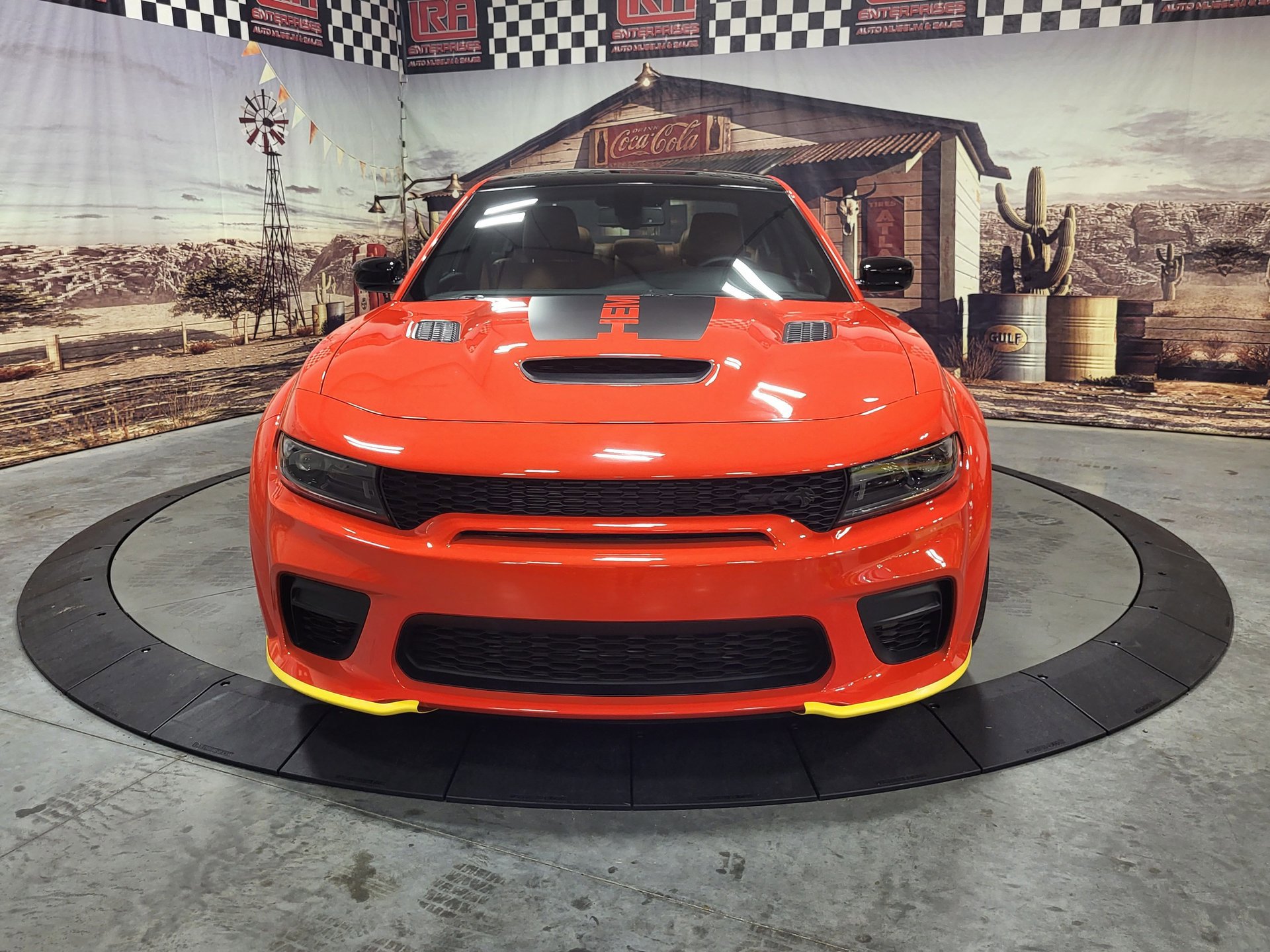 Used 2023 Dodge Charger SRT Hellcat RWD image 2