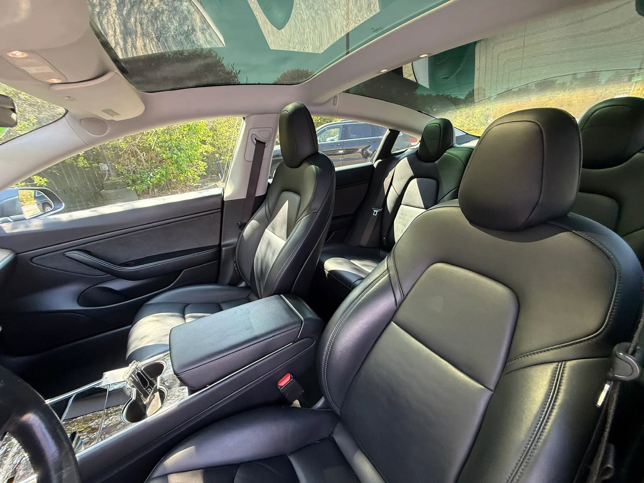 Used 2018 Tesla Model 3 Long Range image 41