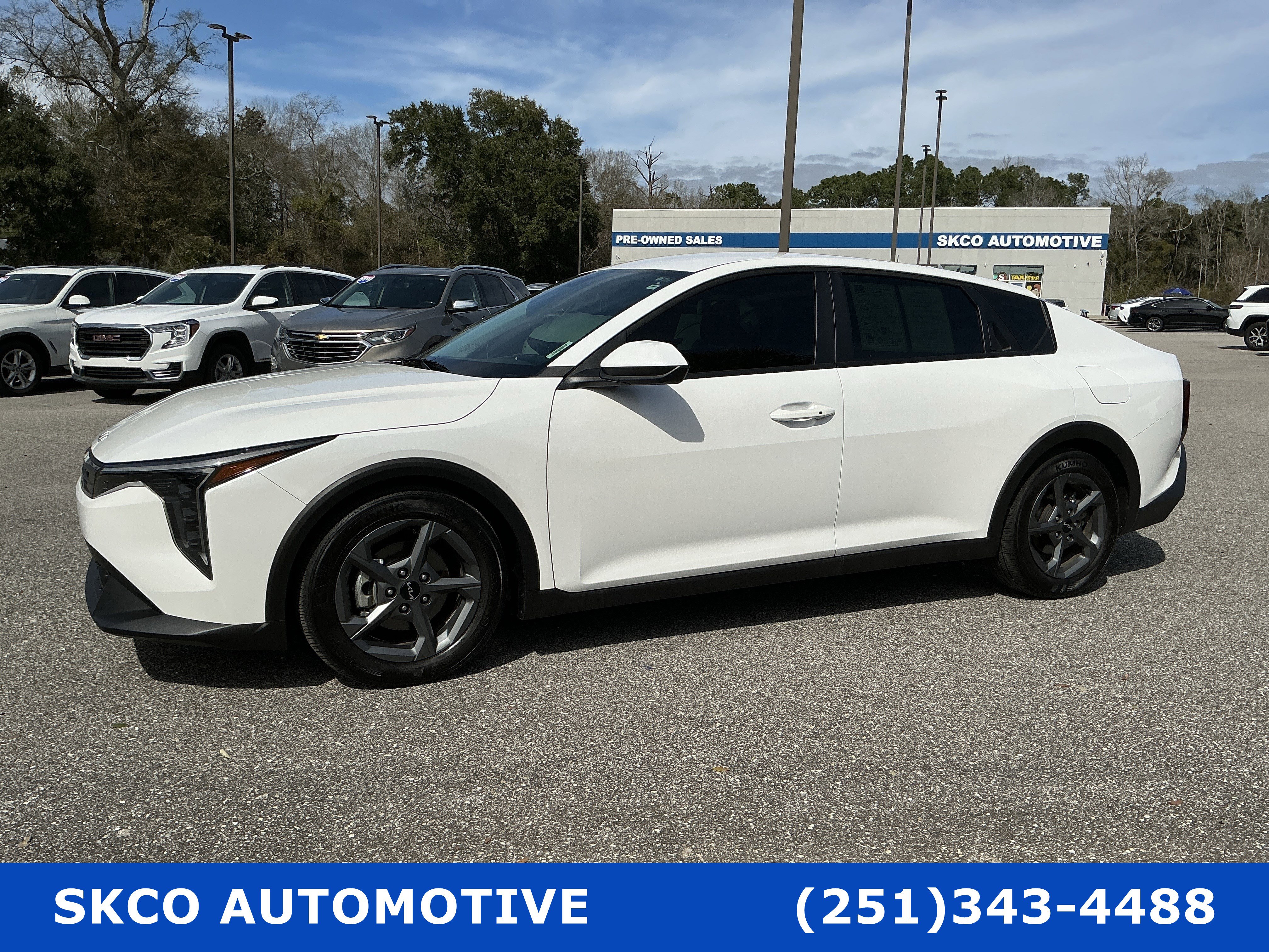 Used 2025 Kia K4 LXS image 2