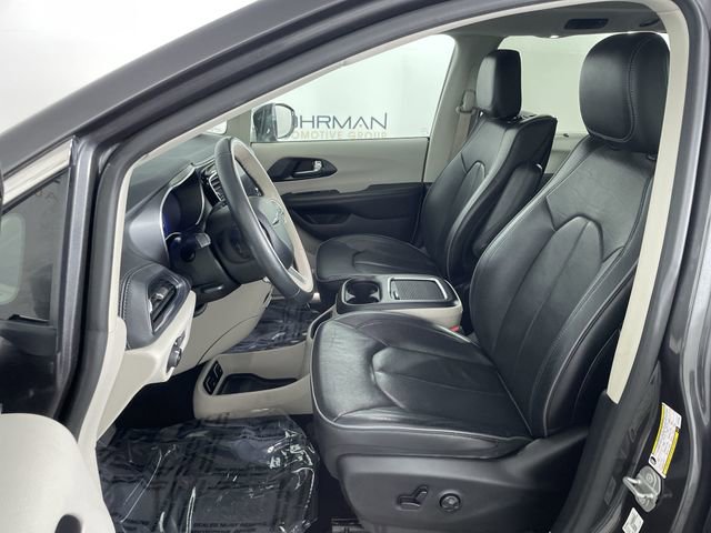 Used 2020 Chrysler Pacifica Limited w/ Advanced Safetytec Group image 20