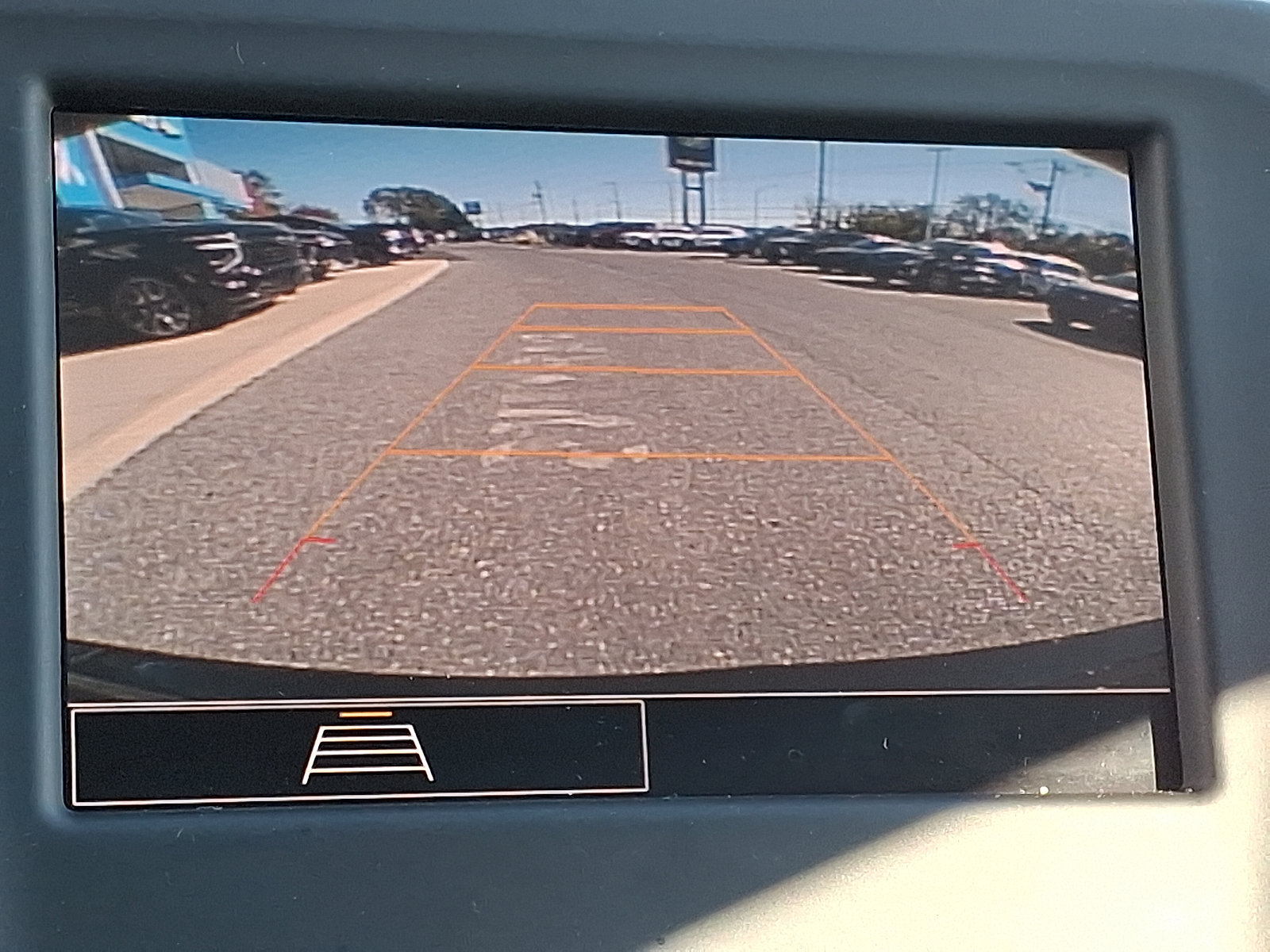 Used 2023 Chevrolet Equinox LS w/ LS Convenience Package FWD image 19