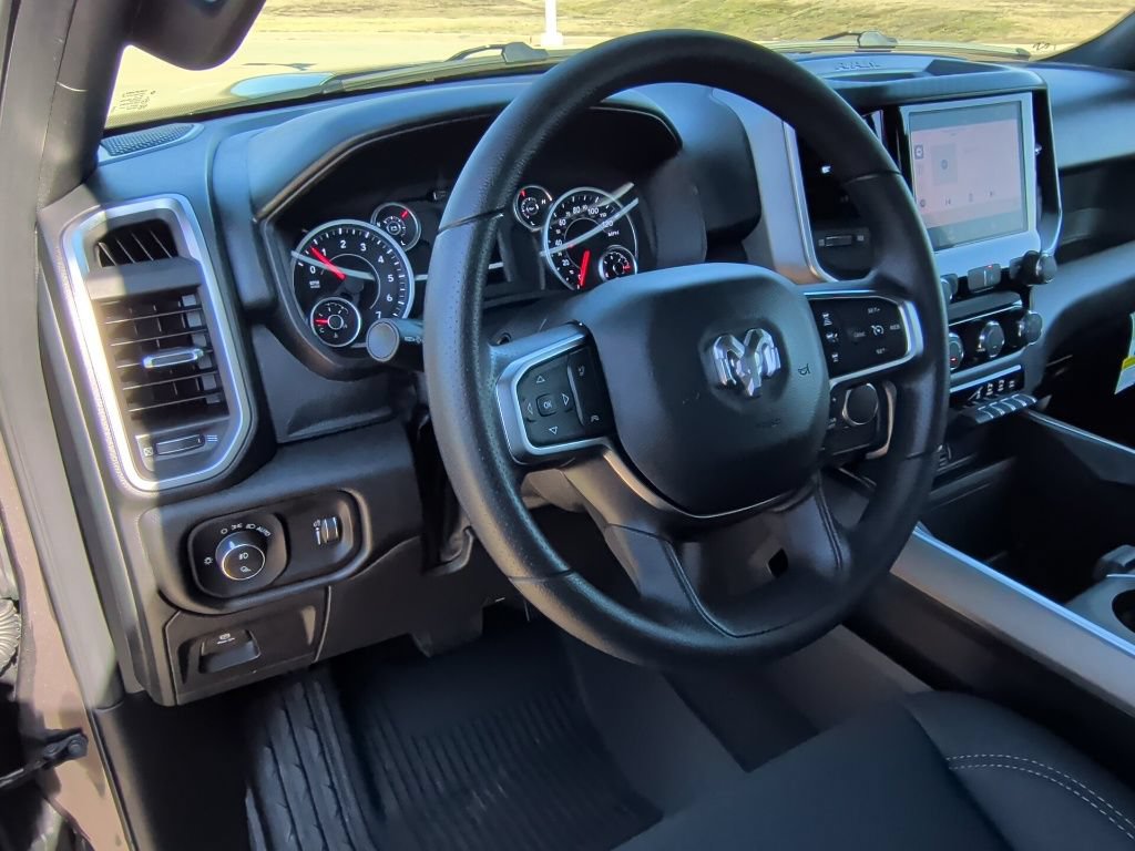 New 2026 RAM 1500 Lone Star w/ Sport Appearance Package AWD/4WD image 14