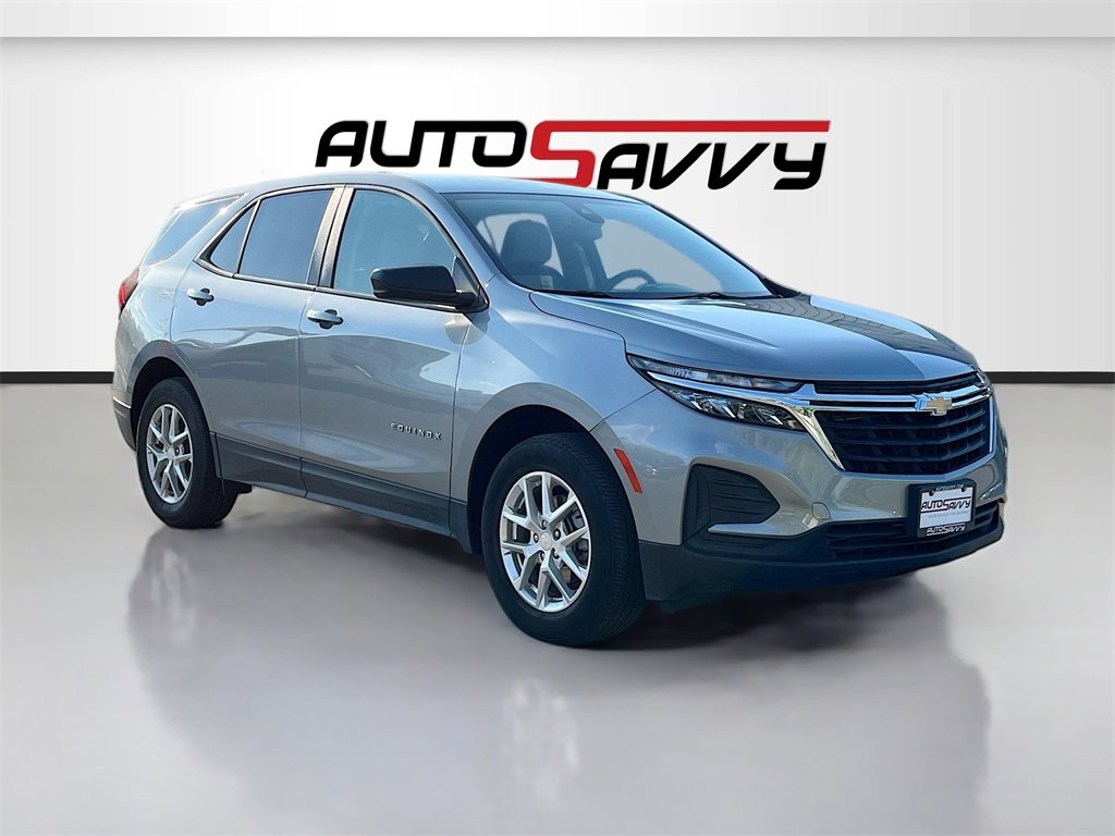 Used 2024 Chevrolet Equinox LS w/ LS Convenience Package image 1