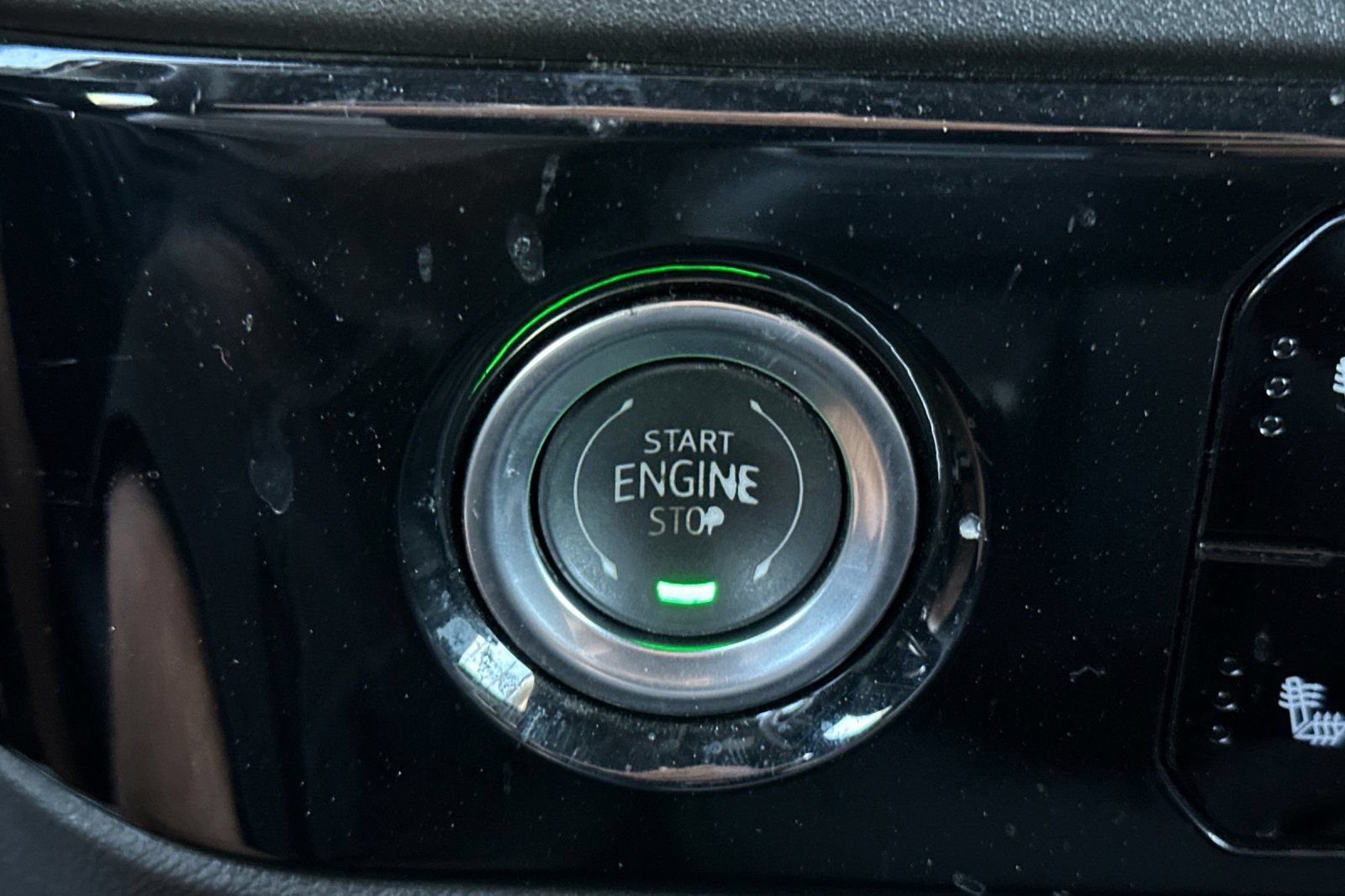 Used 2024 GMC Sierra 1500 Elevation AWD/4WD image 22