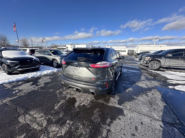 Used 2019 Ford Edge ST w/ Convenience Package image 5