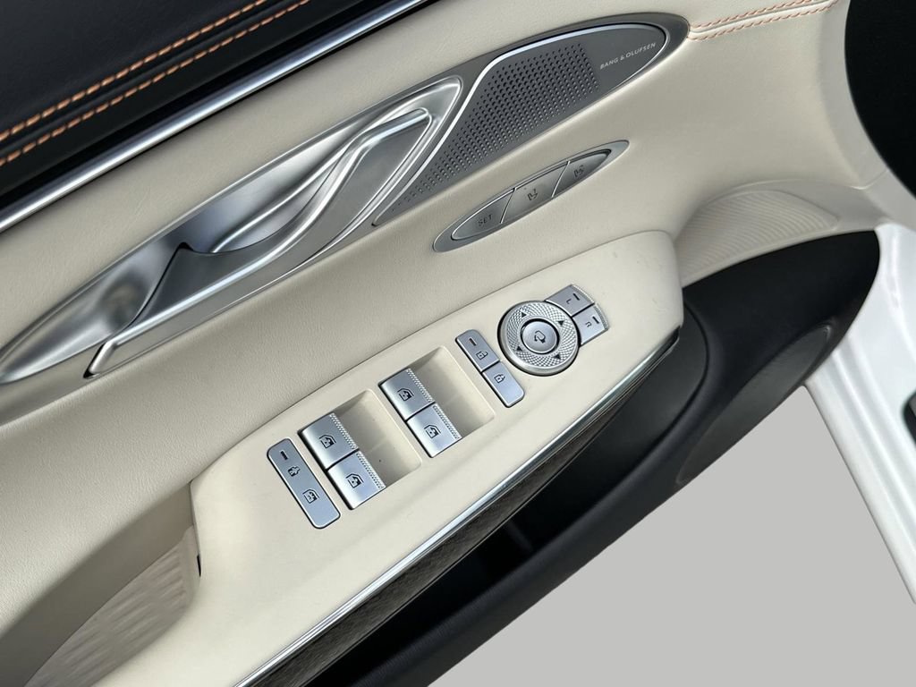 New 2026 Genesis GV70 3.5T Sport Prestige AWD/4WD image 30