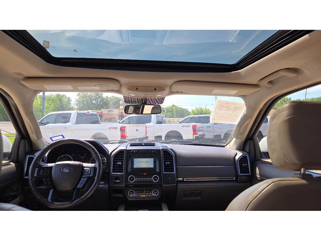 Used 2018 Ford Expedition Limited RWD image 20