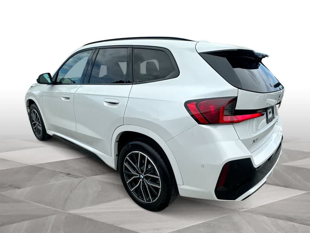 Used 2025 BMW X1 xDrive28i AWD/4WD image 6