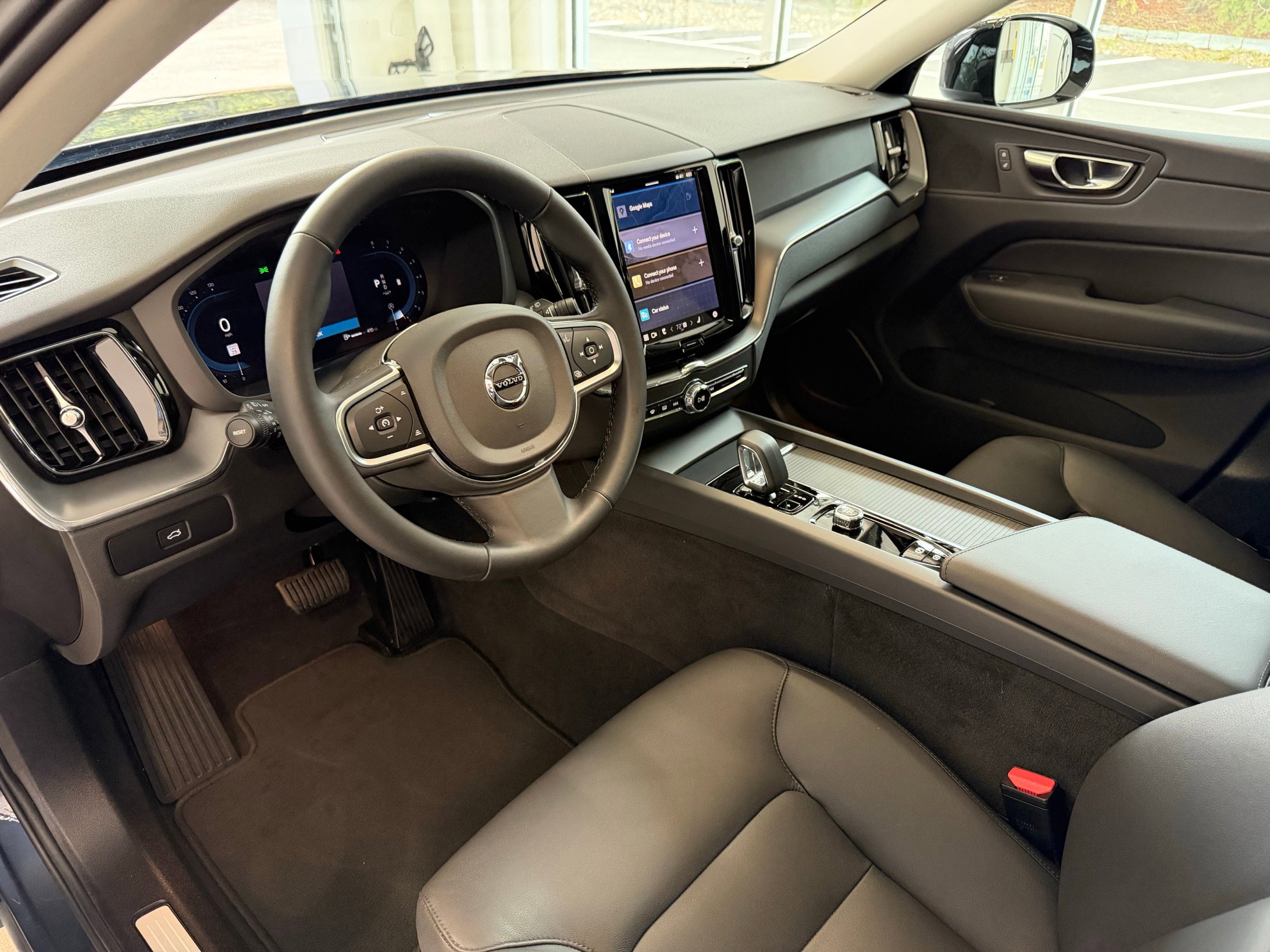 Certified 2025 Volvo XC60 B5 Core w/ Climate Package image 15