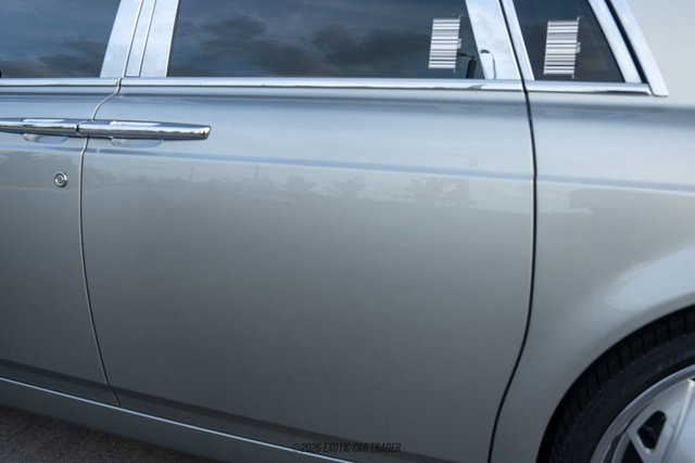 Used 2005 Rolls-Royce Phantom Sedan RWD image 87