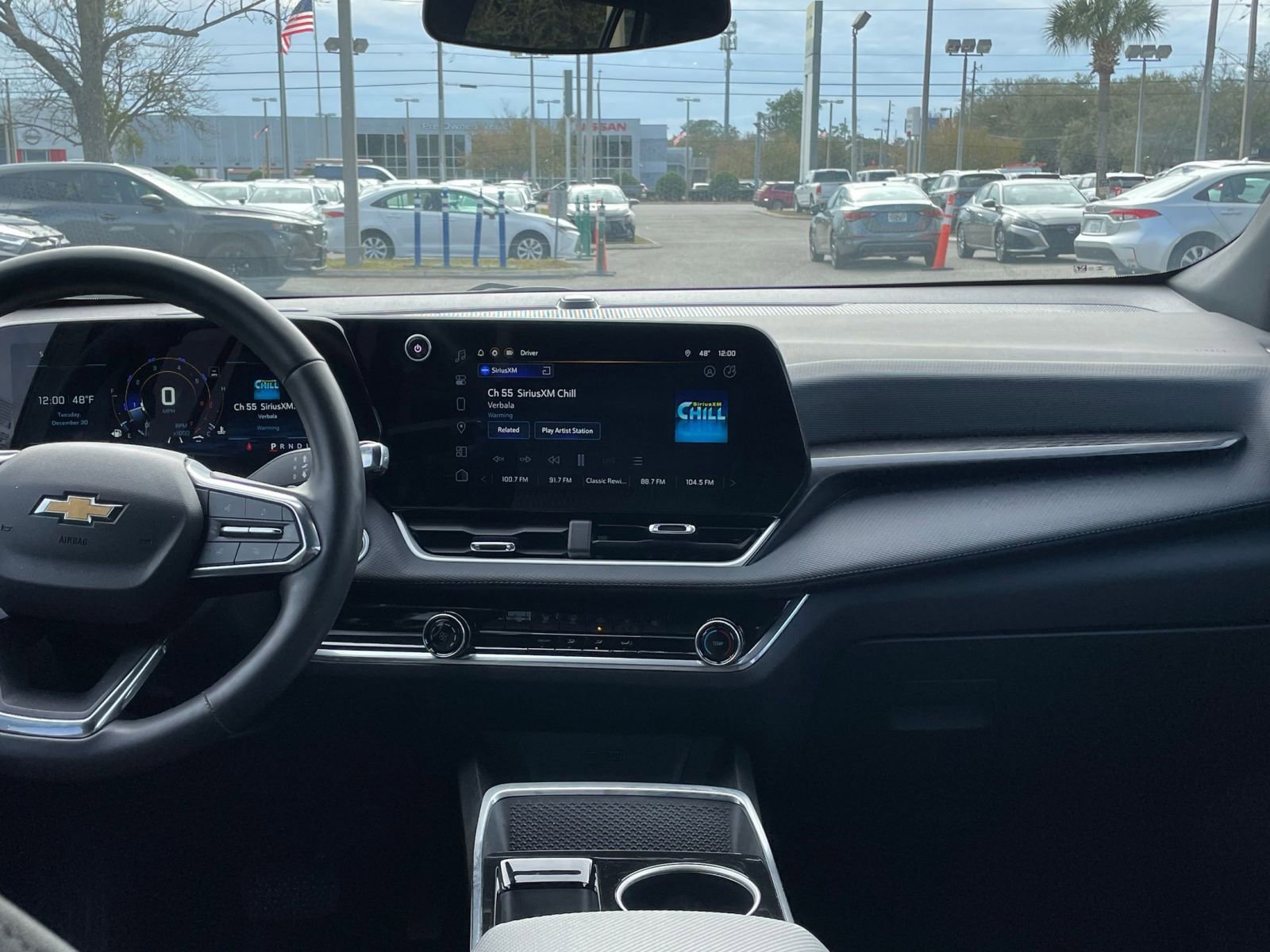 Used 2025 Chevrolet Equinox LT image 18