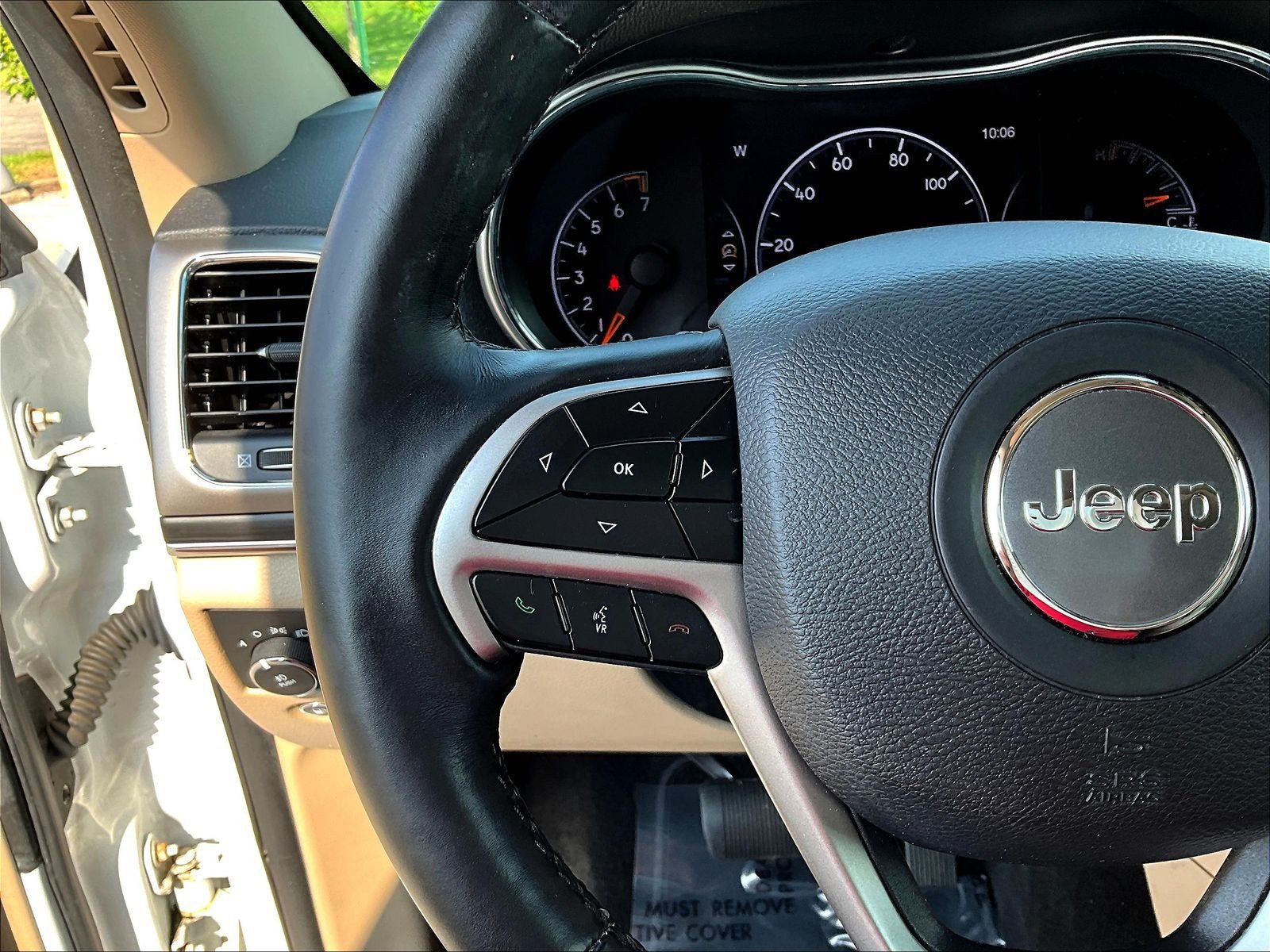 Used 2019 Jeep Grand Cherokee Limited w/ Trailer Tow Group IV RWD image 11