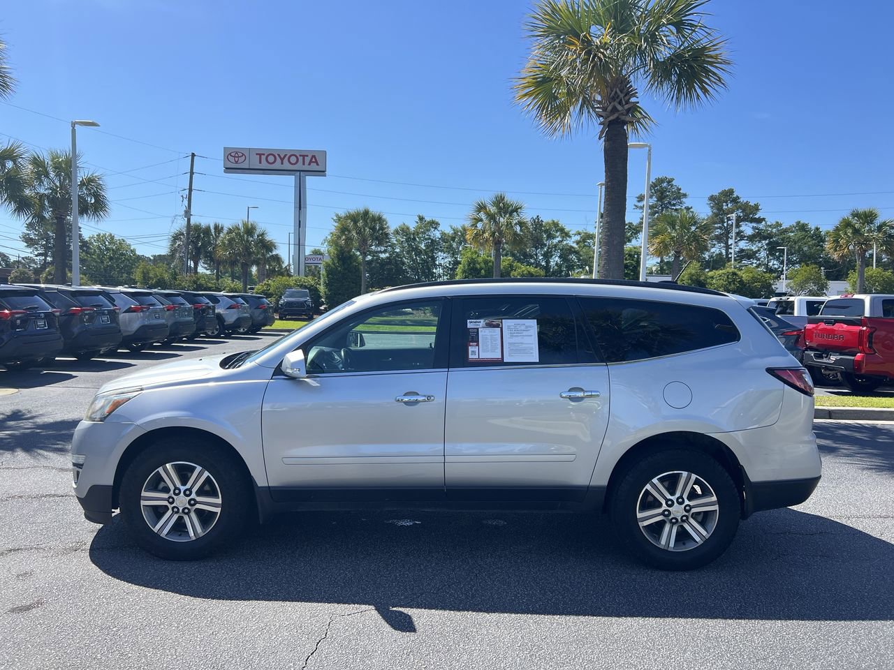 Used 2017 Chevrolet Traverse LT w/ Traveler's Package AWD/4WD image 7